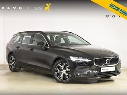 Zwart Gebruikt 2022 Volvo V60 Core Stationwagen | € 32.840 (Eerlijke prijs)
