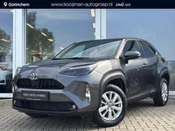 , metallic lak Gebruikt 2024 Toyota Yaris Cross Edition SUV | € 28.400 (Eerlijke prijs)
