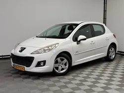 Wit Gebruikt 2011 Peugeot 207 Hatchback | € 4.675 (Iets duurder)