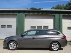 Grijs Gebruikt 2017 Peugeot 308 Allure Hatchback | € 7.450 (Super prijs)