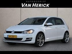 Wit Gebruikt 2015 VW Golf VII Trendline Hatchback | € 9.745 (Goede deal)