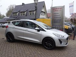 Grijs Gebruikt 2018 Ford Fiesta Trend Hatchback | € 8.950 (Eerlijke prijs)