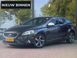 Zwart Gebruikt 2015 Volvo V40 Business Edition Stationwagen | € 6.900 (Eerlijke prijs)