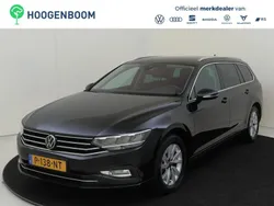 Zwart Gebruikt 2022 VW Passat Pro Stationwagen | € 29.450 (Eerlijke prijs)