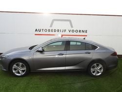 Grijs Gebruikt 2019 Opel Insignia Business Hatchback | € 19.545 (Eerlijke prijs)