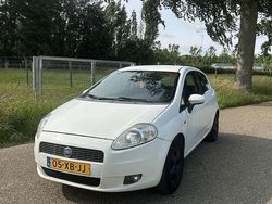 Wit Gebruikt 2007 Fiat Punto Dynamic Hatchback | € 1.100 (Eerlijke prijs)