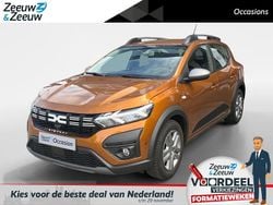Oranje Gebruikt 2023 Dacia Sandero Expression Hatchback | € 22.935 (Duur)
