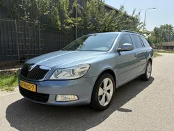 Blauw Gebruikt 2011 Skoda Octavia Business Line Stationwagen | € 2.399 (Goede deal)
