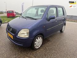 Blauw Gebruikt 2001 Opel Agila Comfort Hatchback | € 1.299 (Eerlijke prijs)