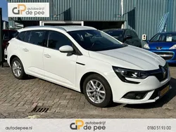 Wit Gebruikt 2019 Renault Mégane GrandTour LIMITED Stationwagen | € 14.650 (Eerlijke prijs)