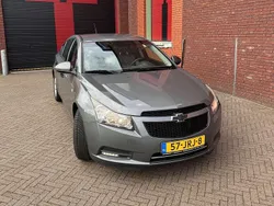 Grijs Gebruikt 2009 Chevrolet Cruze Sedan | € 1.888 (Eerlijke prijs)