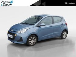 Aqua sparkling metallic (w3u) Gebruikt 2018 Hyundai i10 Comfort Hatchback | € 9.450 (Eerlijke prijs)