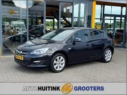 Zwart Gebruikt 2015 Opel Astra Business Hatchback | € 9.995 (Eerlijke prijs)