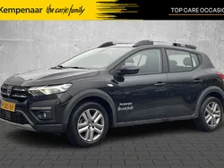 Zwart Gebruikt 2022 Dacia Sandero Essentiel Hatchback | € 15.950 (Eerlijke prijs)