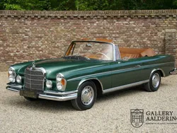 Groen Gebruikt 1964 Mercedes 220 SE Cabriolet | € 159.950