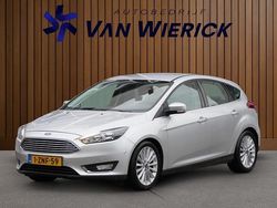 Grijs (metallic) Gebruikt 2015 Ford Focus Titanium Hatchback | € 8.445 (Goede deal)