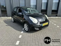 Zwart Gebruikt 2013 Suzuki Alto Comfort Hatchback | € 2.995 (Eerlijke prijs)