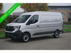 Zilver Nieuw 2024 Renault Master Van | € 36.850 (Eerlijke prijs)