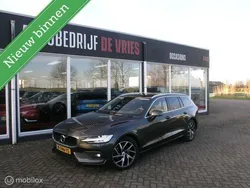 Grijs Gebruikt 2021 Volvo V60 Momentum Stationwagen | € 25.950 (Eerlijke prijs)
