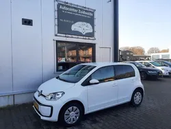 Wit, metallic lak Gebruikt 2017 VW up! move up! Hatchback | € 7.499 (Eerlijke prijs)