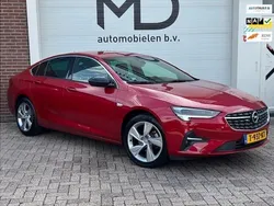 Rood Gebruikt 2021 Opel Insignia Business Elegance Hatchback | € 18.950 (Super prijs)