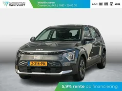 Grijs Gebruikt 2024 Kia e-Niro Light SUV | € 31.890 (Super prijs)