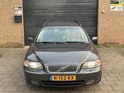 Grijs Gebruikt 2005 Volvo V70 Momentum Stationwagen | € 6.500 (Eerlijke prijs)