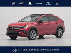 Rood, metallic lak Gebruikt 2022 VW Taigo R-line SUV | € 24.740 (Iets duurder)