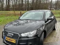Zwart Gebruikt 2010 Audi A1 Attraction Hatchback | € 6.000 (Eerlijke prijs)