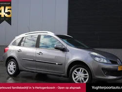 Grijs, metallic lak Gebruikt 2008 Renault Clio GrandTour Dynamique Stationwagen | € 4.450 (Eerlijke prijs)