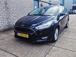 Zwart Gebruikt 2015 Ford Focus Titanium Stationwagen | € 8.950 (Goede deal)