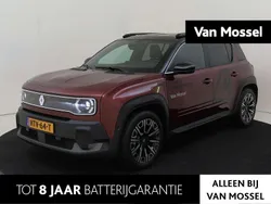 Rood Nieuw 2025 Renault 4 E-Tech Iconic SUV | € 39.440