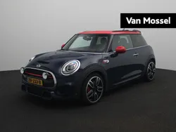 Blauw Gebruikt 2017 Mini Cooper Hatchback | € 25.795