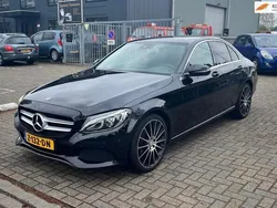 Zwart Gebruikt 2018 Mercedes C180 Premium Sedan | € 22.494 (Goede deal)
