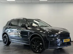 Zwart Gebruikt 2023 Lynk & Co 01 SUV | € 29.450 (Eerlijke prijs)