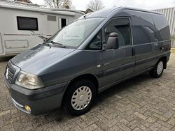 Grijs (metallic) Gebruikt 2006 Citroën Jumpy Sedan | € 999