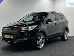 Zwart Gebruikt 2016 Ford Kuga Titanium SUV | € 14.000 (Goede deal)