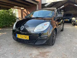 Zwart Gebruikt 2008 Renault Twingo Authentique Hatchback | € 1.650 (Eerlijke prijs)