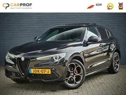 Zwart, metallic lak Gebruikt 2022 Alfa Romeo Stelvio Veloce SUV | € 48.850 (Goede deal)