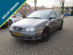 Grijs Gebruikt 2002 Toyota Avensis Luna Sedan | € 3.795 (Iets duurder)