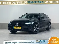 Zwart Gebruikt 2022 Volvo V60 R-Design Stationwagen | € 39.450 (Goede deal)