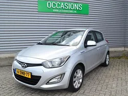 Grijs Gebruikt 2015 Hyundai i20 Hatchback | € 7.750 (Eerlijke prijs)
