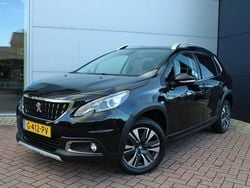 Zwart Gebruikt 2019 Peugeot 2008 Allure SUV | € 12.400 (Goede deal)