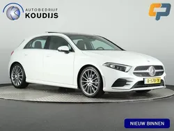 Wit Gebruikt 2021 Mercedes A200 AMG line Hatchback | € 29.250 (Eerlijke prijs)