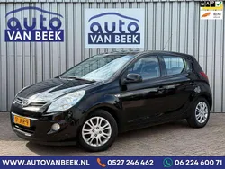 Zwart Gebruikt 2009 Hyundai i20 Dynamiq Hatchback | € 3.750 (Eerlijke prijs)