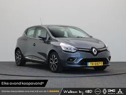 Grijs Gebruikt 2018 Renault Clio IV Intens Hatchback | € 11.940 (Eerlijke prijs)