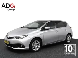 Grijs Gebruikt 2017 Toyota Auris Hybrid Hatchback | € 18.450 (Eerlijke prijs)