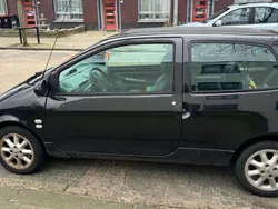 Zwart Gebruikt 2001 Renault Clio II Initiale Hatchback | € 550 (Super prijs)
