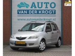 Grijs Gebruikt 2003 Mazda 2 Exclusive MPV | € 2.195 (Eerlijke prijs)