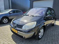 Zwart Gebruikt 2004 Renault Scénic II Dynamique MPV | € 999 (Goede deal)